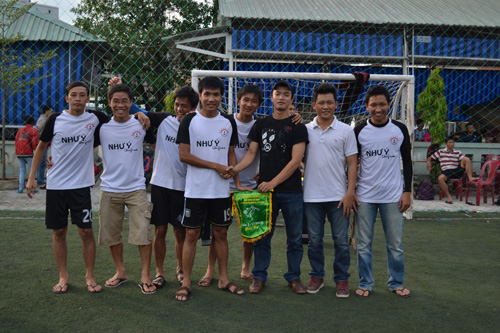 Tổ chức giải bóng đá mini Đồng hương Sa Huỳnh