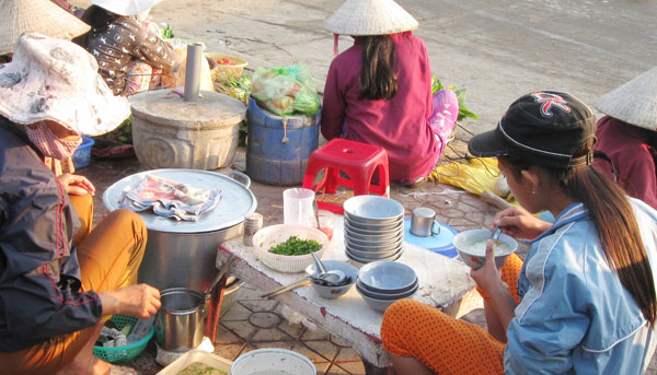 Nấu bánh canh cần có cái... tình